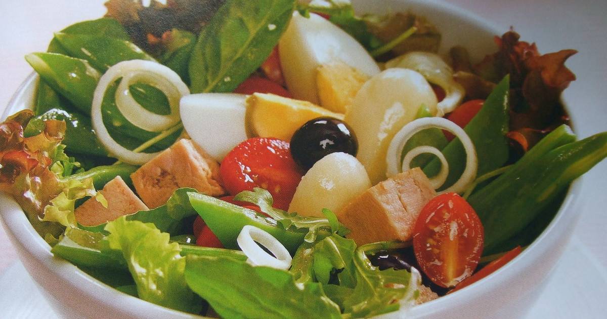 Ensalada rápida de atún y verduras con vinagreta de lima Receta de