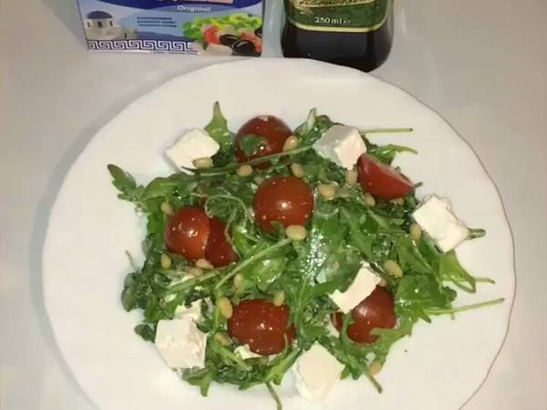 Вкуснейшая запеченная в духовке курица с баклажанами и помидорами в 2019 году Вкуснейшая запеченная в духовке курица с баклажанами и помидорами в 2019 году