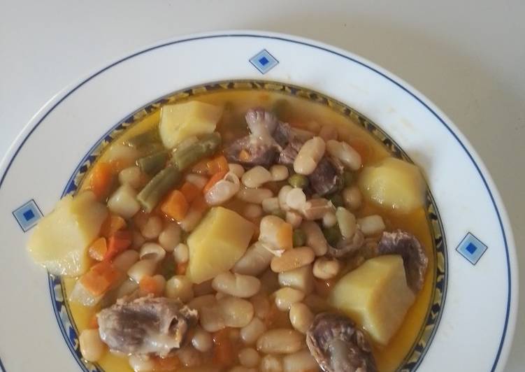 How To Cook Delicious Habichuelas Con Mollejas De Pollo Y Verduras