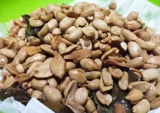 Resep Kacang Goreng Bawang Oleh Kak Zee Cookpad