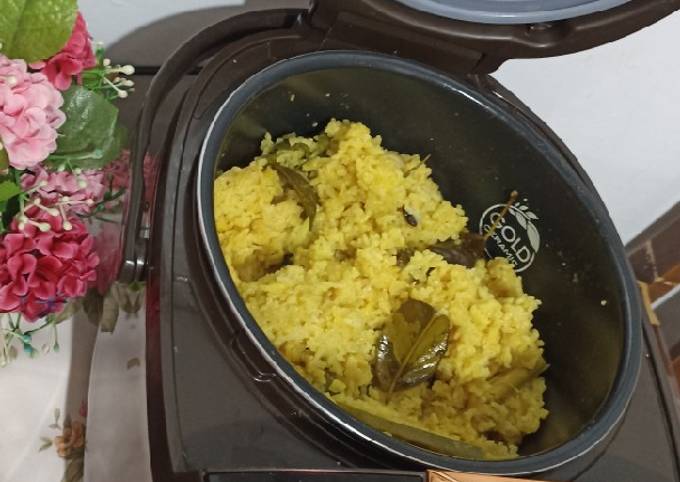 Resep Nasi Kuning Ricecooker Oleh Mw Cookpad