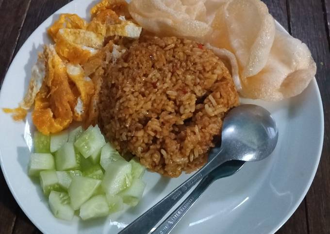 Resep Nasi Goreng Telur Simple Oleh Nova Utami Cookpad