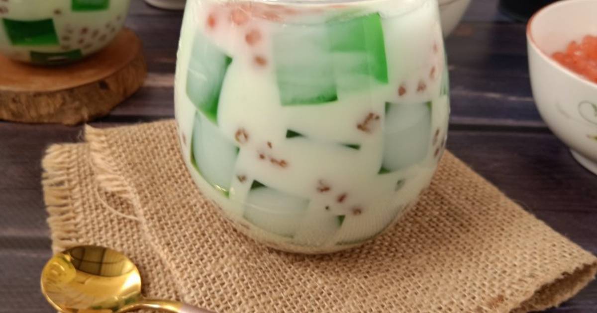 Resep Buko Pandan Kelapa Muda Oleh Nauzaery Setyo Cookpad