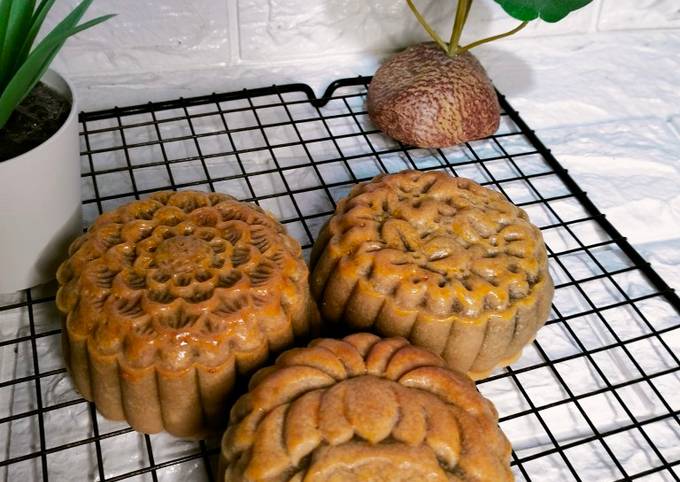 Resep Mooncake Classic Oleh Santi Lie Cookpad