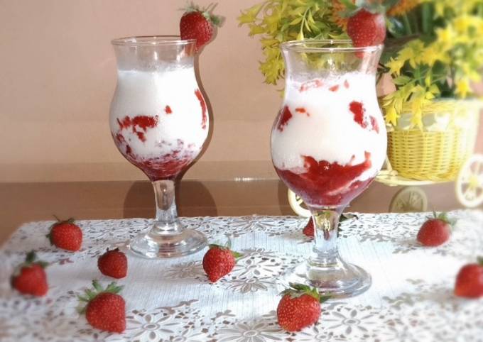 Resep Korean Strawberry Milk Oleh Kitchen Manda Riz Cookpad