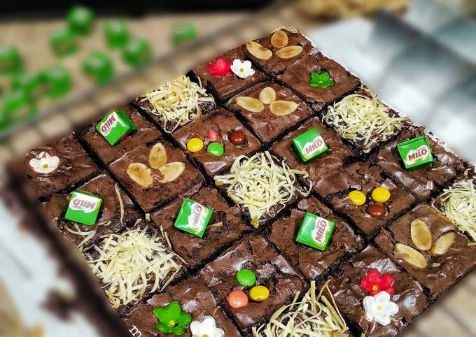 Resep Brownies Sekat Fudge Shiny Crust Tips Oleh Mena Andriana Cookpad