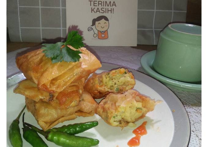 Resep Martabak Mie Sayur Oleh Ati Dewanthi Cookpad