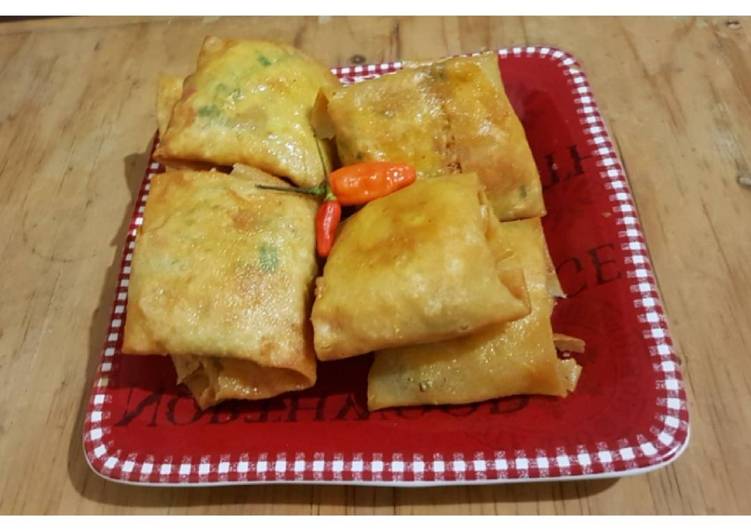 Resep Martabak Mie Spesial Oleh Rzkiamal Cookpad