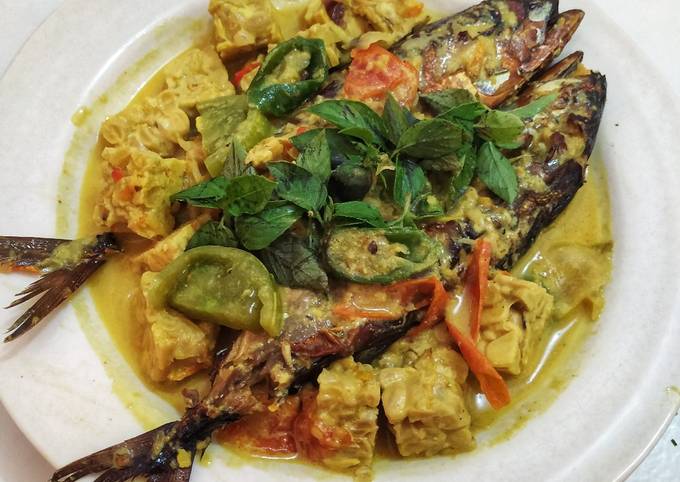 Resep Mangut Ikan Asap Oleh Yan Pritaningtyas Cookpad