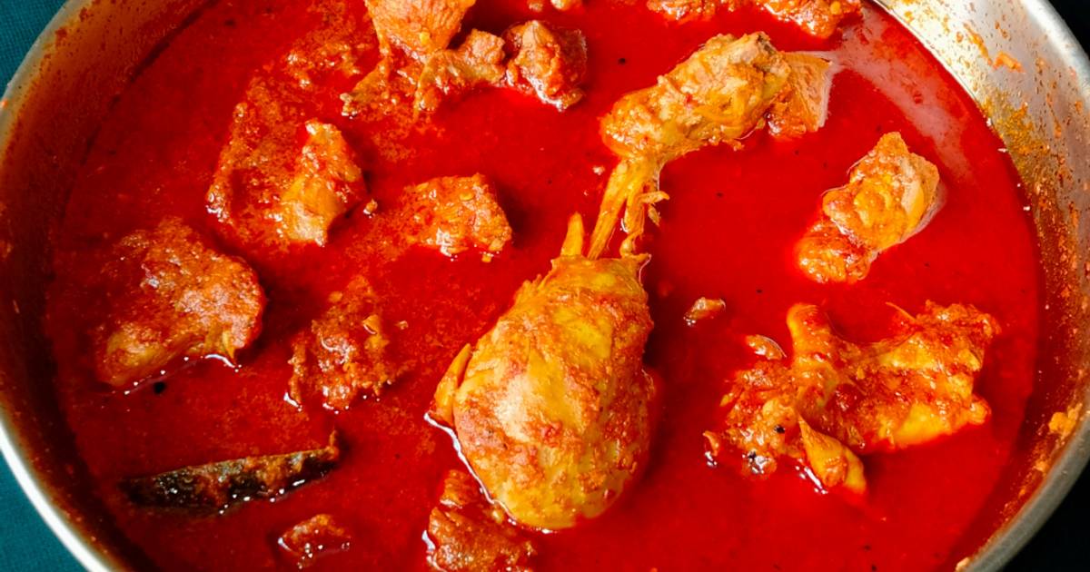 Fiery Red Chicken Curry Recipe MURGIR LAAL JHOL Bengali Spicy