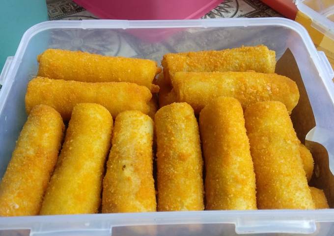 Resep Risoles Isi Kari Sayuran Oleh Neni Kuswati Cookpad