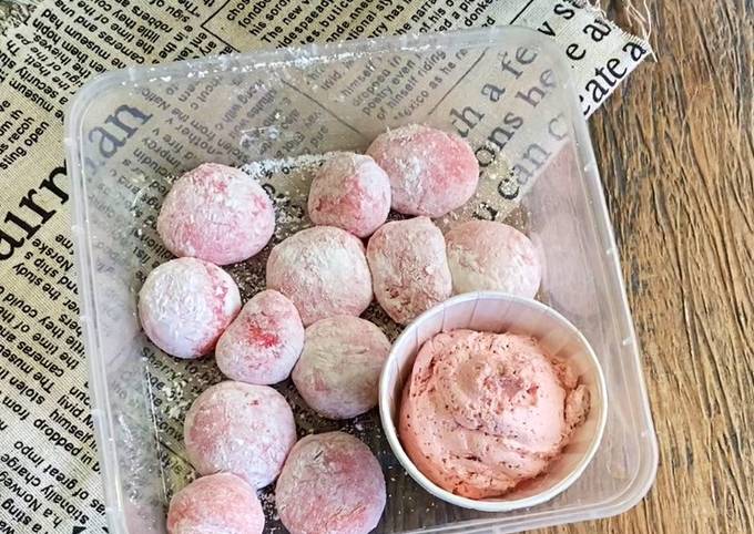 Resep Strawberry Mochi Bites Oleh Kristina Heryawati Cookpad