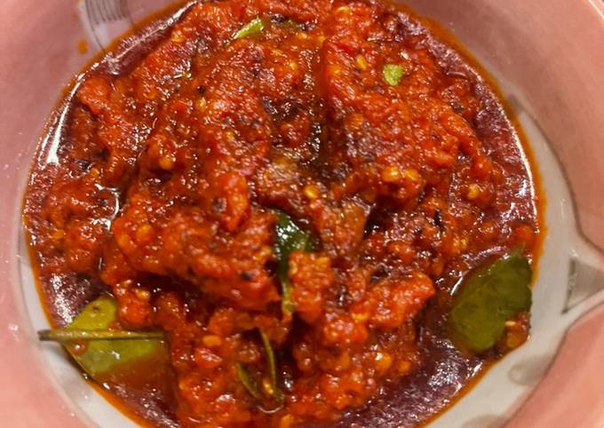 Resep Sambal Cabe Merah Sambal Cabe Hijau Oleh Shy Kitchen Cookpad