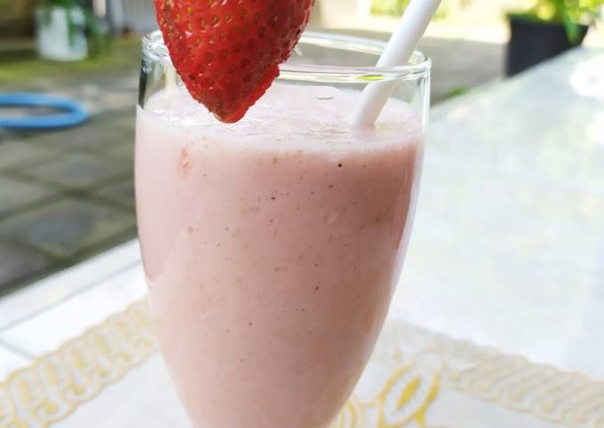 Resep Jus Strawberry Oleh Bunda Gek Cetta Cookpad