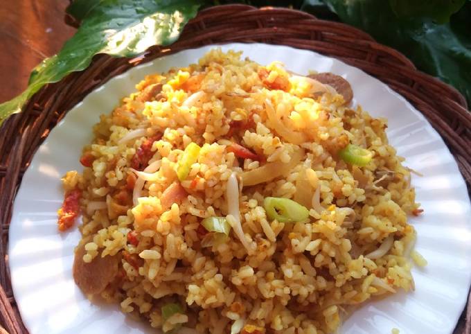 Resep Nasi Goreng Kunyit Oleh Pawon Nasyritza Cookpad