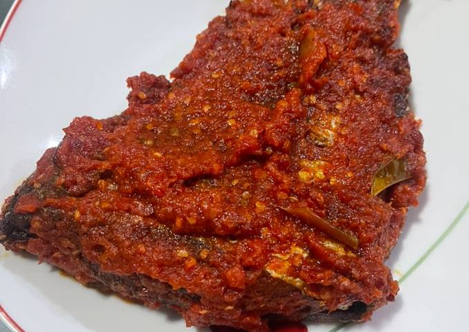 Resep Ikan Goreng Balado Sambalado Oleh Shy Kitchen Cookpad