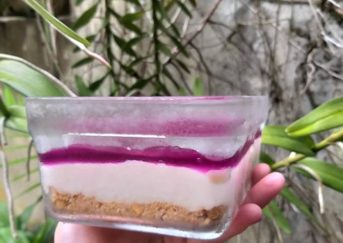 Resep Blueberry Cheesecake Dessert Box Oleh Ayakintani Cookpad