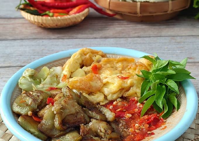 Resep Terong Kol Goreng Sambel Dadak Oleh Laila Huang Cookpad