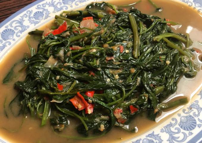 Resep Tumis Kangkung Belacan Ala Resto Mudah Dan Praktis Oleh Cookpad