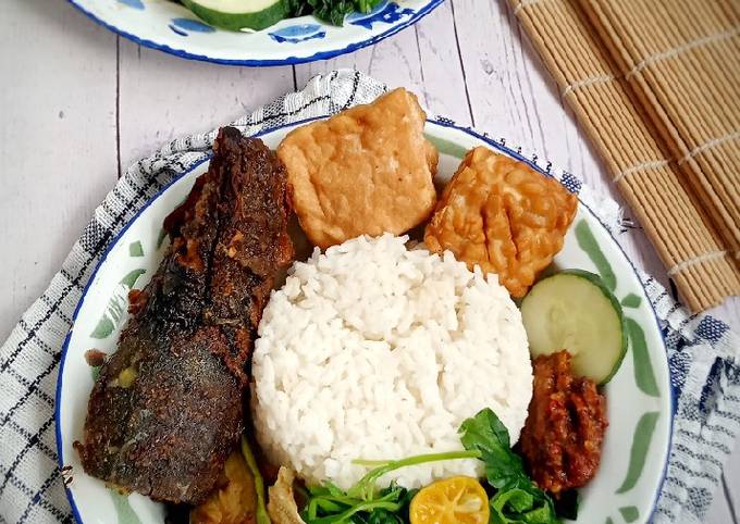 Resep Sego Tempong Khas Banyuwangi Oleh Bunda Nafisha Cookpad