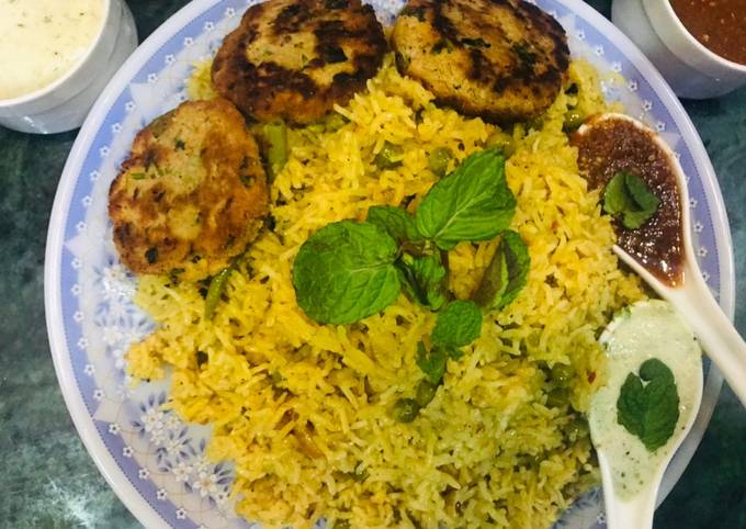 Spicy Matar Pulao Recipe By Zobia Sajjad Cookpad