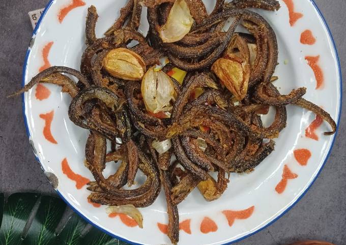 Resep Belut Goreng Bawang Putih Oleh Rika Meila Puspita Cookpad