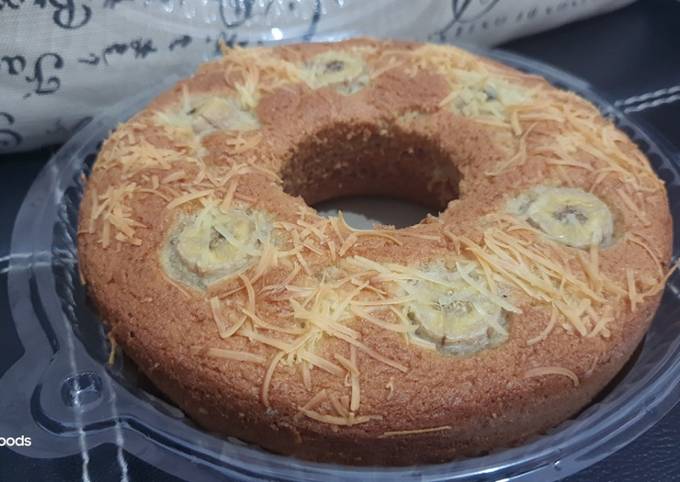 Resep Bolu Pisang Panggang 5 Telur Oleh KikirizkyMulia S Putra Cookpad