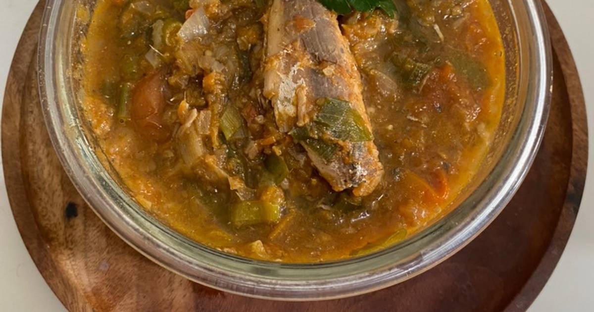 Resep Ikan Sarden Segar Kuah Tomat Oleh Menu Makan Nelia Cookpad