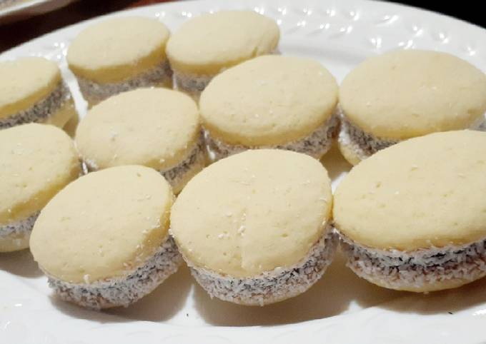 Alfajores De Maizena Receta Infalible Receta De Karla V Rivas Cookpad