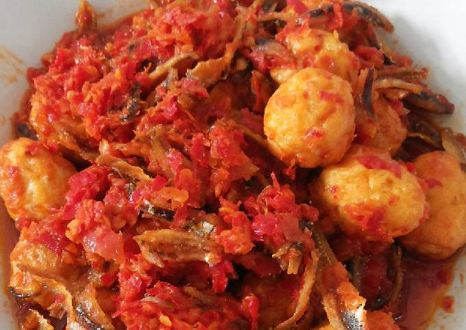 Resep Ikan Teri Dan Telur Puyuh Balado Oleh Anysyah92 Cookpad