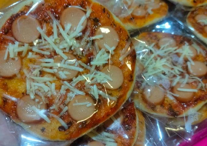 Resep Pizza Sosis Simple Dapur Fitri Oleh Dapur Fitri 82 Cookpad