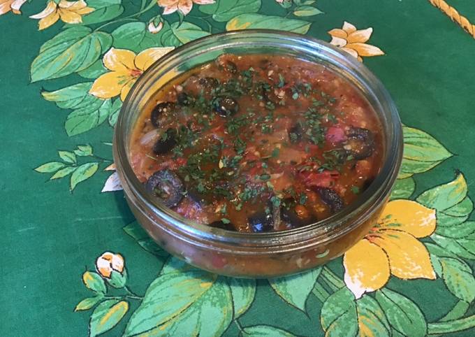 Sauce Tomate Aux Olives Noires Et Pices De Mila Skull Cookpad