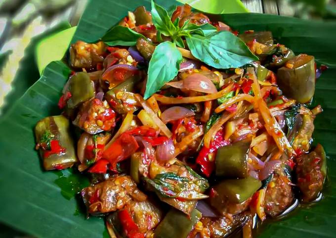 Resep Sambal Terong Mangga Muda Oleh Yuliana Menjoi Cookpad