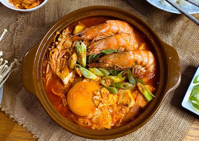 Resep Sundubu Jjigae Jadi Dalam Menit Oleh Benika S Delight Cookpad