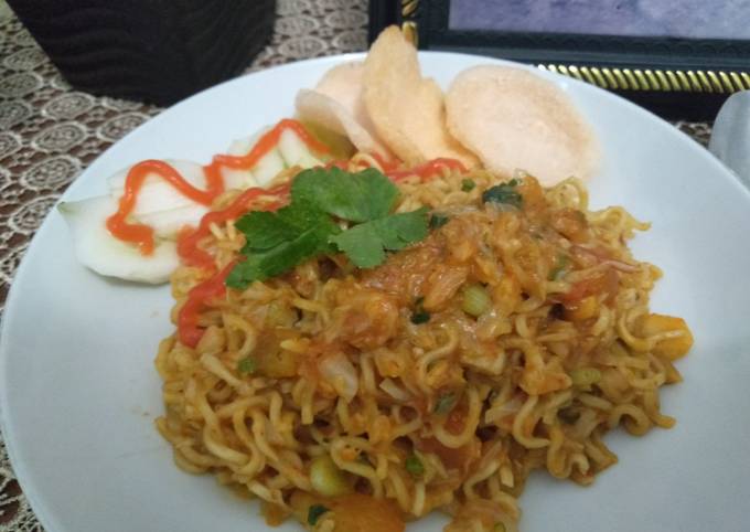 Resep Indomie Tumis Pedas Oleh Shntzkriia Cookpad