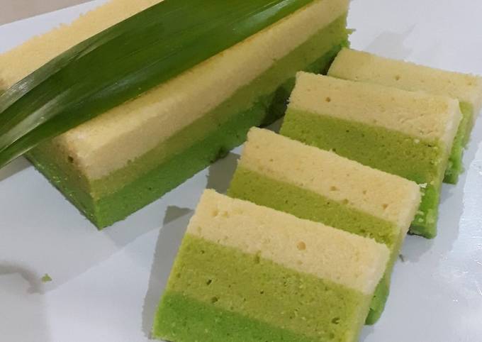 Resep Bolu Lapis Kukus Pandan Oleh Trisnawati Maria Cookpad