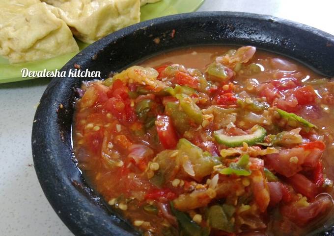 Resep Sambal Belimbing Tomat Oleh Devalesha Kitchen Cookpad