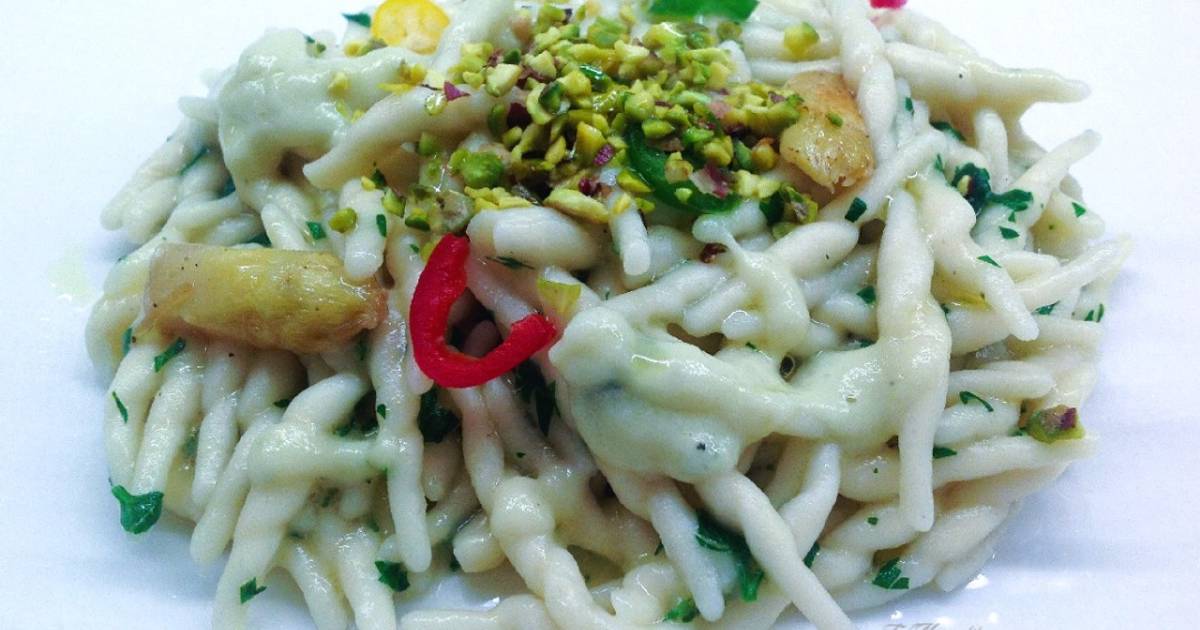 Ricetta Trofie Con Crema Di Asparagi Bianchi E Granella Di Pistacchi Di