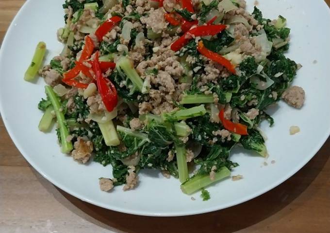 Resep Kale Cah Daging Sapi Oleh Murtopingah Cookpad