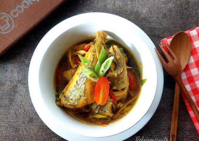 Resep Parede Ikan Tenggiri Kuah Kuning Oleh Dahniear N Indriani Cookpad