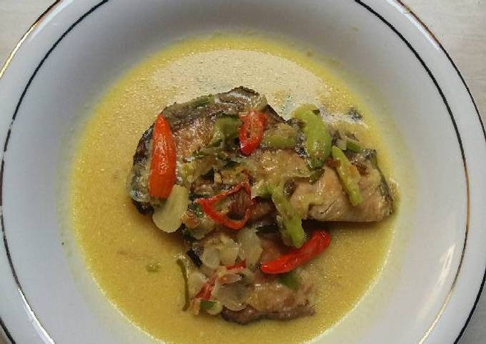 Resep Kotok An Ikan Tengiri Asap Oleh Leenda Cookpad