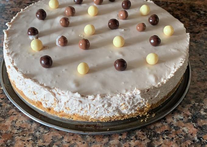 Tarta cheesecake kinder Receta de Sara Piñeiro Cookpad