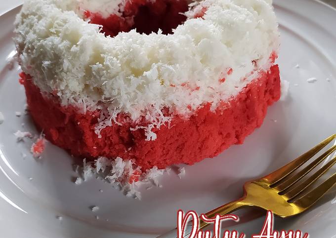 Resep Putu Ayu Merah Putih Oleh Saomi Mayhai Cookpad