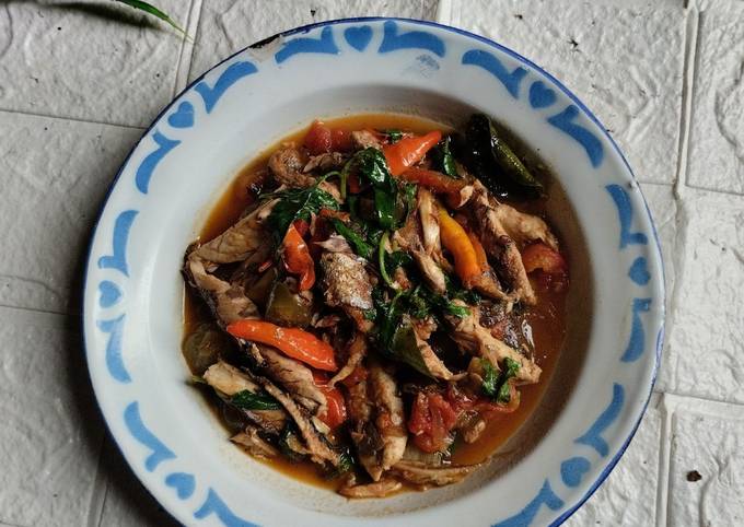 Resep Tumis Ikan Layang Oleh Oliveia Faizin Cookpad