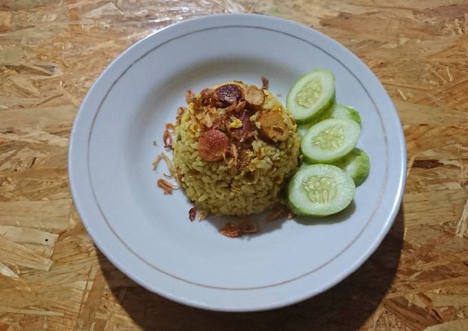 Resep Nasi Goreng Kunyit Oleh Nova Rachmania Cookpad