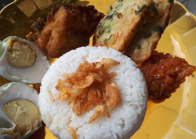 Resep Nasi Uduk Rice Cooker Oleh Nindya Wijayanti Cookpad