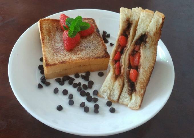 Resep Roti Bakar Stawberry Coklat Keju Oleh Ria Mamanya Tata Cookpad