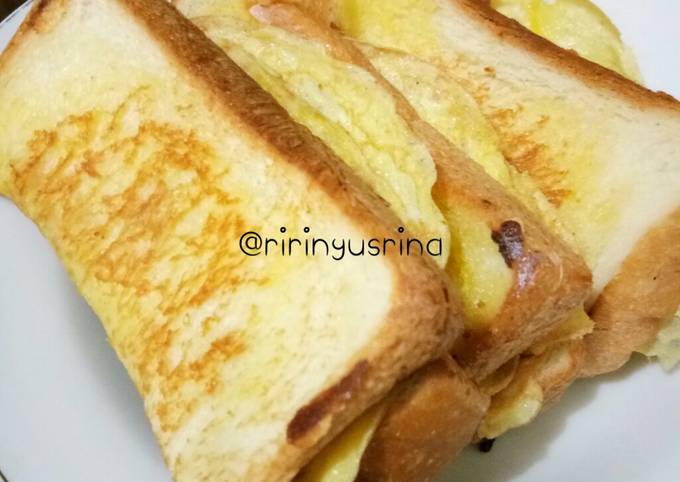 Resep Roti Bakar Telur Sosis Oleh Ririnyusrina Cookpad