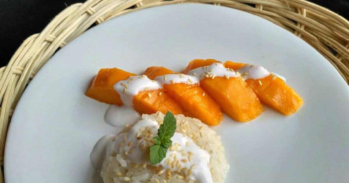 Milli Mango Sticky Rice