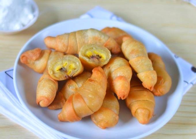 Resep Molen Pisang Empuk Renyah Oleh Mrs Kori Cookpad